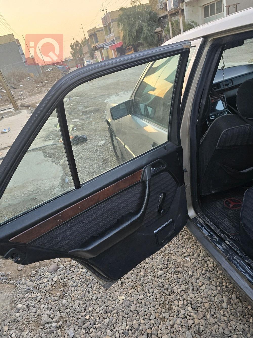 مرسيدس بنز E-Class